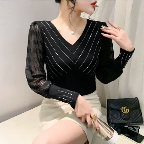 欧货女装时尚网纱气质镂空V领烫钻长袖打底衫春装内塔上衣修身T恤图片