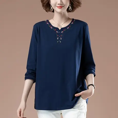 加肥加大码长袖t恤女春秋新款宽松中年妈妈遮肚子纯棉刺绣打底衫商品大图