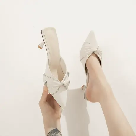 尖头时尚外穿凉拖鞋2023夏季新款法式包头蝴蝶结水钻高跟鞋女细跟商品大图