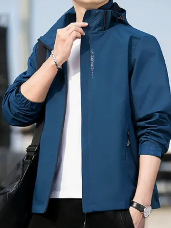 春秋薄款户外运动防水夹克衫大码男装冲锋衣情侣上衣字母休闲外套商品大图