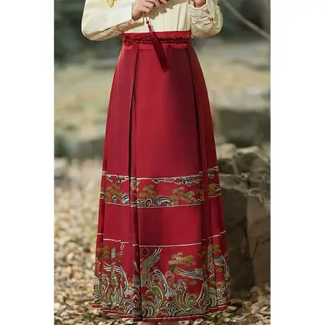 订婚礼服马面裙婚服敬酒服2024新款新娘小个子高级感新中式酒红色图片