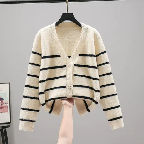 22081新款韩版宽松条纹V领针织衫长袖开衫女百搭毛衣外套上衣图片