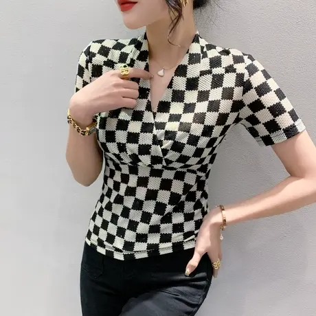性感V领网纱T恤女短袖夏季欧货格子上衣气质收腰小衫烫金时尚丅恤图片