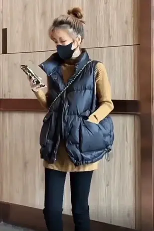 欧货马甲女2023冬季新款减龄百搭羽绒棉服马夹无袖坎肩立领外搭潮商品大图