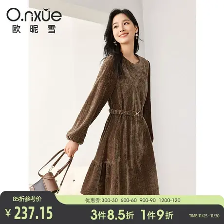 欧昵雪2023秋冬新款复古圆领丝绒连衣裙女长袖收腰显瘦A字短裙子图片
