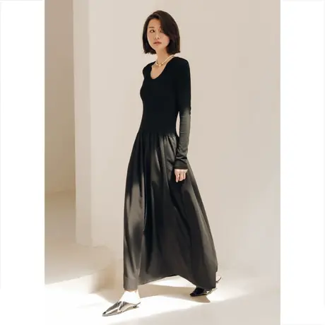 弥古黑色针织拼接连衣裙秋冬内搭法式小黑裙女高级感收腰打底长裙图片