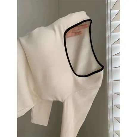 撞色方领长袖T恤女2024冬季新款德绒加厚打底衫内搭修身正肩上衣图片