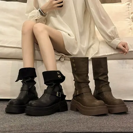 配裙子棕色马丁靴女款2024新款秋冬英伦风爆款厚底中筒堆堆短靴子图片