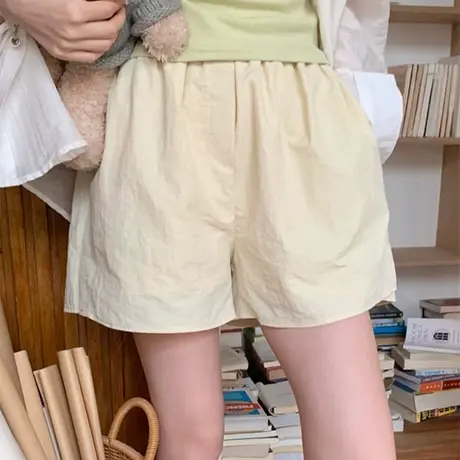 KMV真维斯卡其色山本短裤女2025新款夏季薄款高腰休闲宽松三分裤商品大图