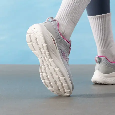 斯凯奇（Skechers）2025新款健步鞋女运动鞋透气防滑网面休闲鞋轻商品大图