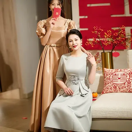 平时可穿喜妈妈婚宴装优雅洋气秋季结婚晚礼服喜婆婆参加婚礼年轻图片