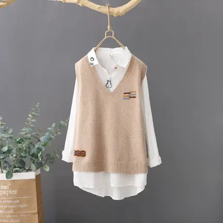 2024春装新款背心女文艺范V领马夹针织马甲短款坎肩彩条宽松上衣图片