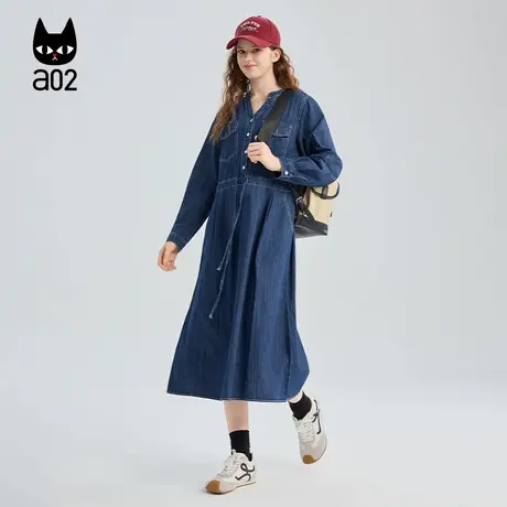 a02宽松中长款牛仔连衣裙女2025新款秋季设计感秋装裙子通勤穿搭图片