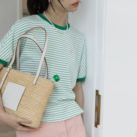 omont蛋挞家 复古泡泡袖条纹短袖T恤女夏季2022新款绣花宽松上衣商品大图