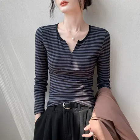 纽扣半开领条纹长袖T恤女秋季新款修身显瘦正肩小众别致外穿上衣商品大图