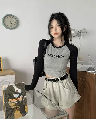 短款正肩t恤长袖女秋冬新款字母刺绣修身内搭打底衫辣妹百搭上衣图片