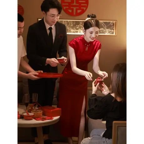旗袍敬酒服2024新款新娘高级感水滴领中式结婚订婚礼服女夏季红色商品大图