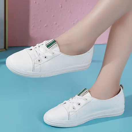 2023秋季真皮时尚显瘦大码小白鞋女41-43平底软皮休闲鞋百搭板鞋商品大图