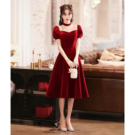 敬酒服新娘高级感小个子中长款高端法式设计感订婚礼服红色连衣裙图片