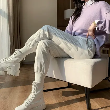 白色羽绒裤女外穿冬季时尚高腰显瘦白鸭绒束脚休闲哈伦工装棉裤子图片