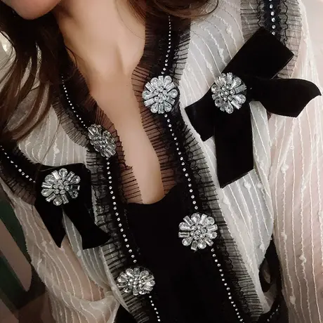 粉红大布娃娃2022轻奢法式重工镶钻钉珠蝴蝶结小香短款外套上衣春图片