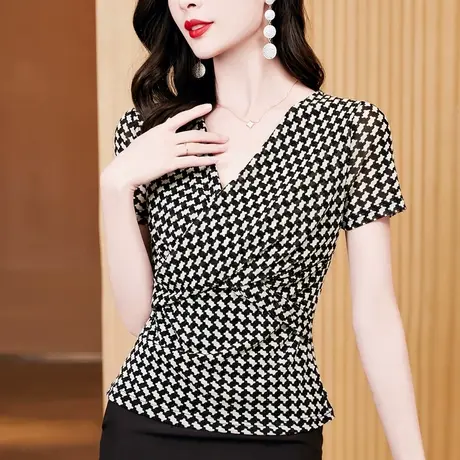V领交叉格纹短袖t恤女春夏新款设计感小众修身显瘦上衣网纱打底衫图片