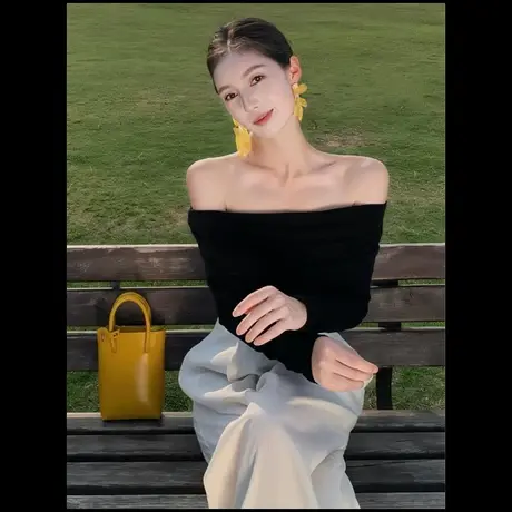 一字肩针织衫女早秋季韩系高级感露肩毛衣内搭打底衫短款长袖上衣商品大图