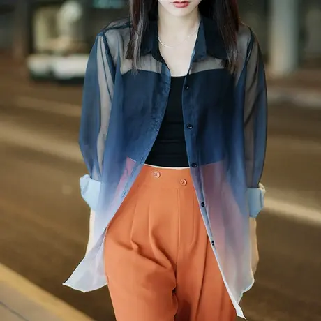 冰丝防晒衬衫女夏季设计感小众薄款雪纺渐变色长袖空调衫外套上衣图片