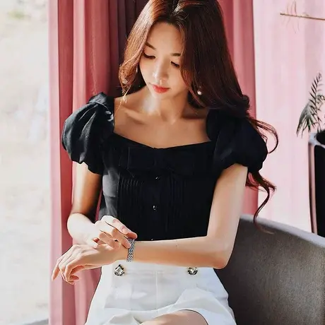 粉红大布娃娃新款泡泡袖复古上衣气质方领短袖白色短款衬衫女夏商品大图