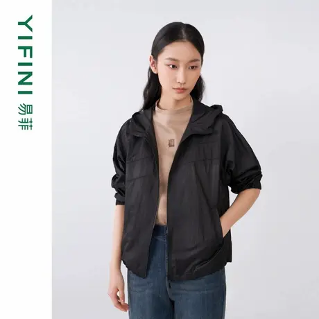 [专柜同款]Yifini/易菲宽松短款下摆收腰连帽外套女休闲通勤上衣商品大图