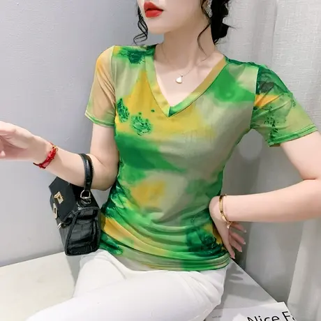 时尚V领网纱T恤女短袖2024夏装新款扎染印花小衫性感修身显瘦上衣图片