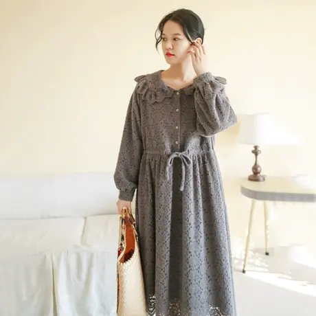 胖妹妹秋季2023新品复古宽松蕾丝连衣裙 大码微胖花边领优雅长裙商品大图