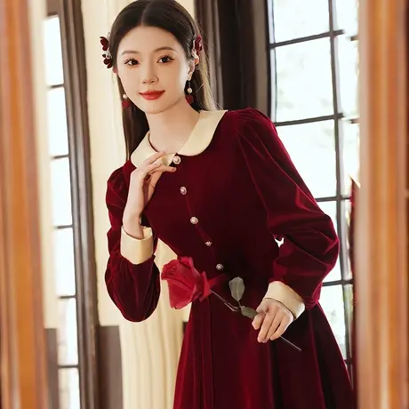 敬酒服新娘2023新款冬季酒红色丝绒订婚礼服连衣裙回门便装娃娃领商品大图