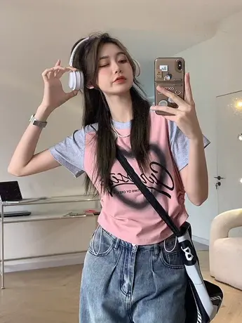 爱心印花短袖T恤女装夏季新款正肩撞色设计感休闲上衣百搭打底衫图片