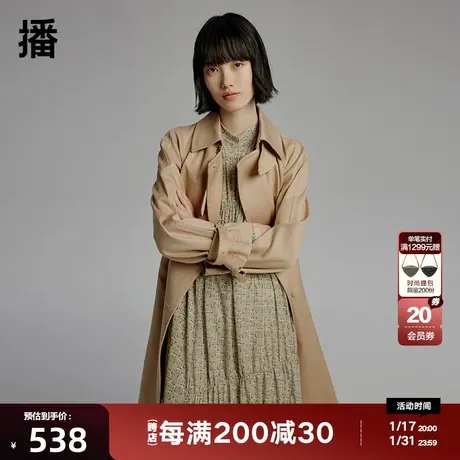 播秋季新款方型翻领不对称双排扣配腰带长款风衣女BDPFD商品大图