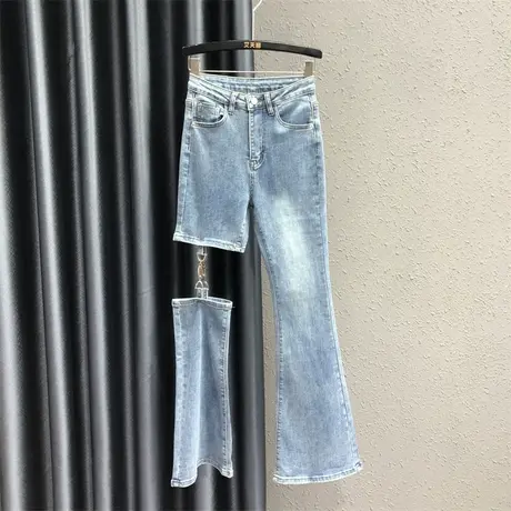 个性网红辣妹不规则设计感时尚牛仔裤女秋季新款显瘦浅蓝色微喇裤图片