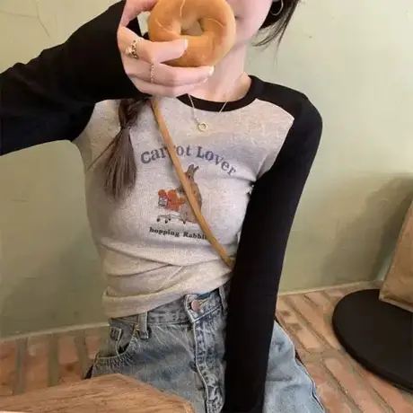 插肩长袖T恤女士秋季新款辣妹修身显瘦小众设计感内搭打底衫上衣图片