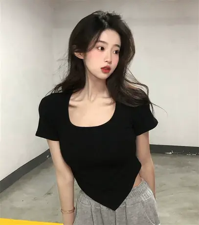 大码女装炸街辣妹方领不规则短袖t恤女夏季胖妹妹mm修身别致上衣商品大图