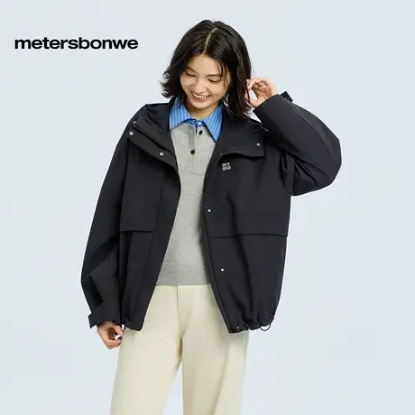 美特斯邦威夹克女2025秋季新款宽松短款连帽茄克户外休闲外套上衣图片