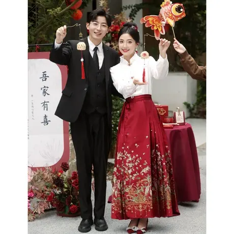 红色马面裙新娘敬酒服2024新款改良旗袍汉服新中式订婚礼服中国风图片