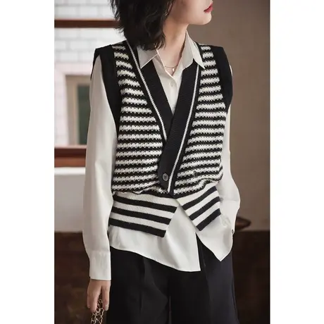 弥古v领针织马甲开衫女设计感小众春秋外穿黑白条纹背心马夹上衣图片