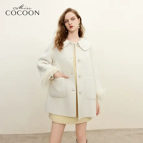 missCOCOON千金玛德琳2023冬季新女手工钉珠鸵鸟毛点缀毛呢大衣商品大图