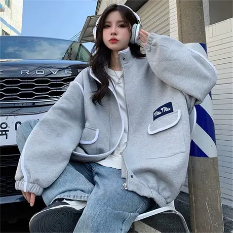 拼接牛仔外套女2022新款早秋美式复古hiphop高街机能夹克棒球服潮图片