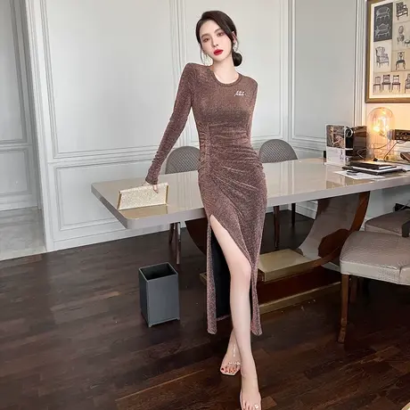 欧洲站2024年新款女法式弹力连衣裙气质褶皱显瘦性感开叉包臀长裙商品大图