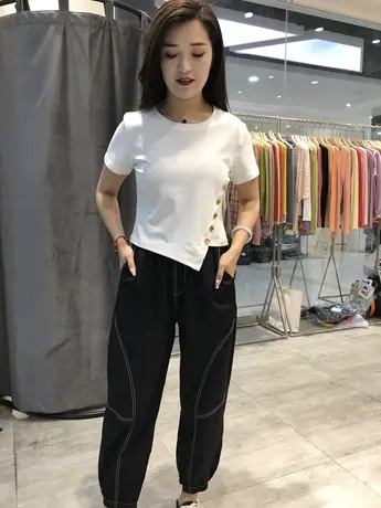 时尚斜扣子修身T恤+休闲九分裤两件套短袖上衣收脚运动裤套装夏季商品大图