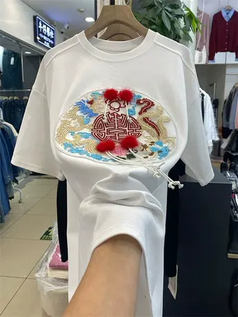 设计感别致毛球中国龙提花短袖T恤女春装2024新款时尚气质上衣潮商品大图