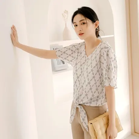 桔熊夏季清新印花喇叭袖小衫收腰蝴蝶结上衣女大码胖妹妹AB15193图片