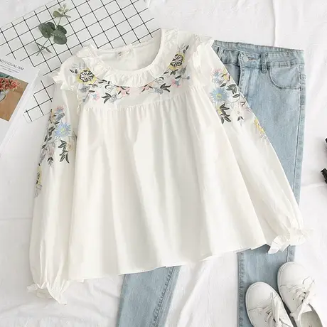 早秋森女小清新花朵刺绣娃娃衬衫女荷叶领套头长袖宽松打底白衬衣图片