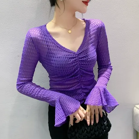 性感镂空蕾丝衫女长袖设计感小众喇叭袖V领上衣洋气内搭打底衫潮图片