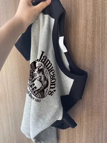 插肩袖修身显瘦t恤女短袖夏季设计感小众辣妹印花紧身短款小上衣商品大图